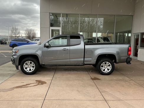 Used 2022 Chevrolet Colorado LT w/ Fleet Safety Package image 19