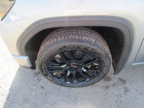 New 2026 GMC Sierra 1500 Elevation AWD/4WD image 13