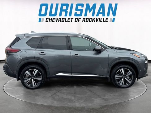 Used 2023 Nissan Rogue SL w/ SL Premium Package FWD image 7