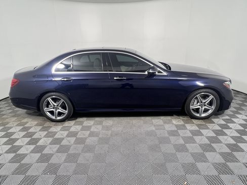 Used 2018 Mercedes-Benz E 300 image 6