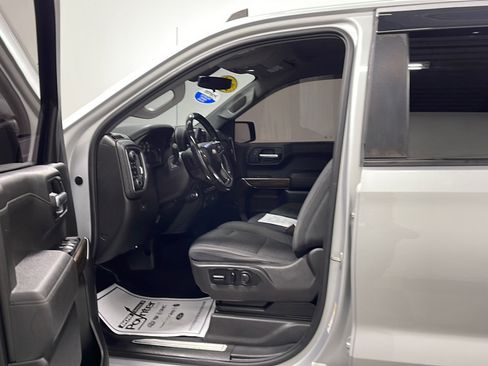 Used 2019 Chevrolet Silverado 1500 LT w/ True North Edition AWD/4WD image 2