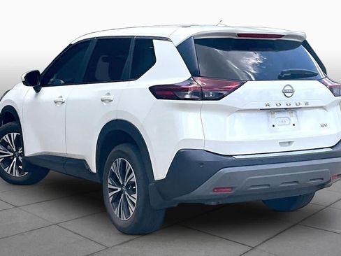 Certified 2023 Nissan Rogue SV FWD image 12