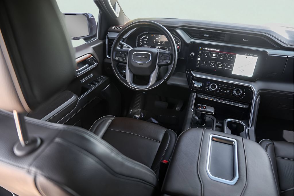 Used 2022 GMC Sierra 1500 Denali AWD/4WD image 29