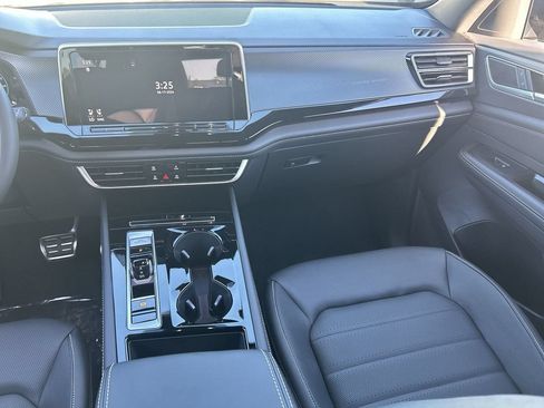 New 2026 Volkswagen Atlas Cross Sport SEL R-Line AWD/4WD image 12