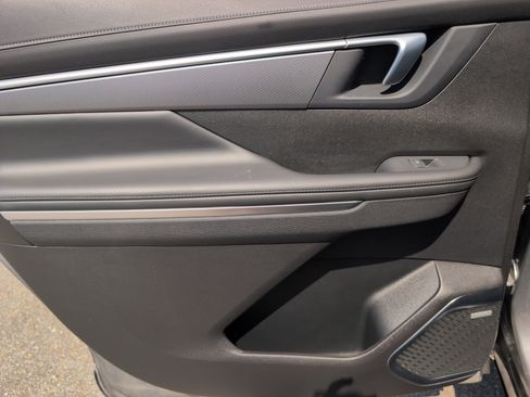 Used 2025 Buick Enclave Sport Touring FWD image 33