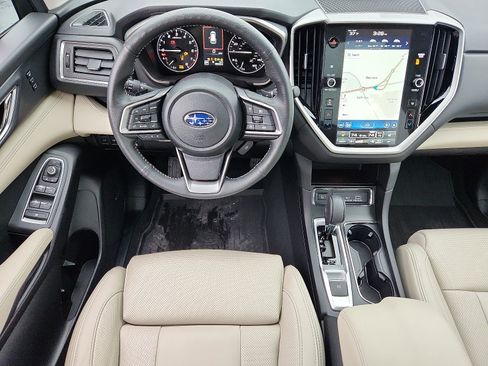 Used 2024 Subaru Ascent Limited w/ Technology Package image 13