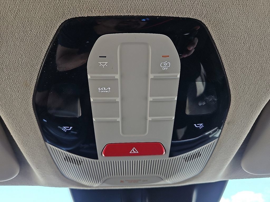 Used 2025 Kia K4 FWD image 27
