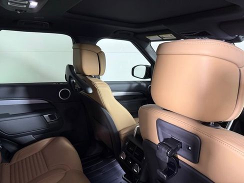 New 2026 Land Rover Discovery Limited Edition image 31