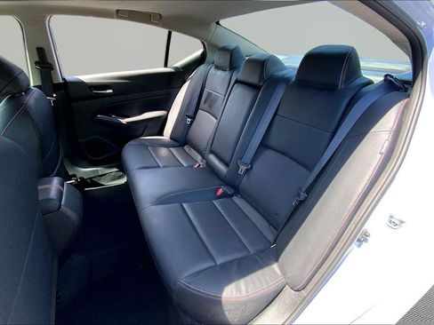 Used 2023 Nissan Altima 2.5 SR w/ SR Premium Package FWD image 15