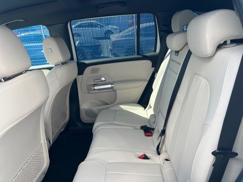 Used 2026 Mercedes-Benz GLB 250 image 18