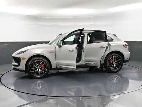 New 2026 Porsche Macan S AWD/4WD image 37