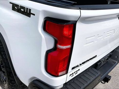 Used 2025 Chevrolet Silverado 2500 LT w/ Trail Boss Package AWD/4WD image 24