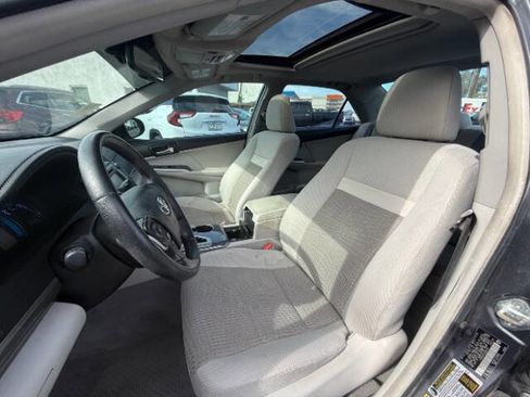 Used 2012 Toyota Camry XLE w/ Convenience Pkg FWD image 13