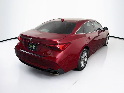 Used 2022 Toyota Avalon XLE FWD image 9