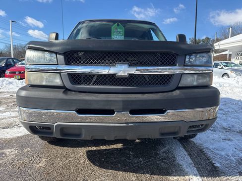 Used 2003 Chevrolet Silverado 2500 2WD Crew Cab image 17
