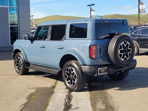 Used 2025 Ford Bronco Outer Banks image 6