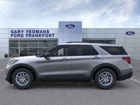 New 2026 Ford Explorer Active image 3