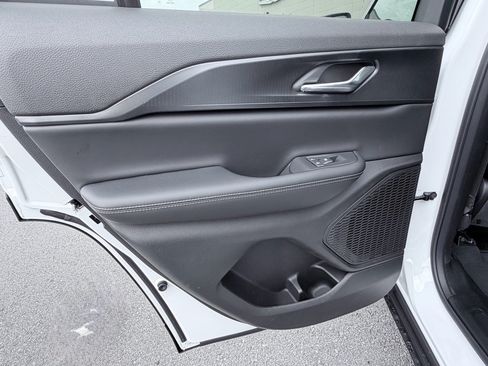 New 2026 Jeep Grand Cherokee Laredo RWD image 30