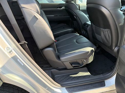 Used 2024 Hyundai Palisade SEL AWD/4WD image 15