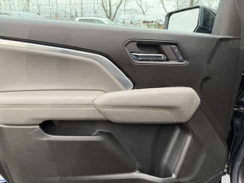 Certified 2024 Chevrolet Colorado ZR2 w/ Safety Package AWD/4WD image 20