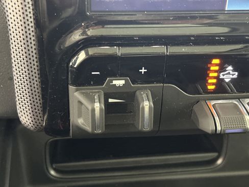 Used 2022 RAM 1500 Limited image 27