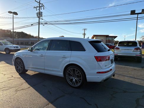 Used 2019 Audi Q7 3.0T Prestige w/ Prestige Package image 3