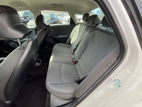 Used 2025 Kia K4 FWD image 36
