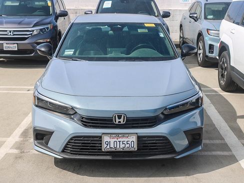 Used 2024 Honda Civic Sport image 3