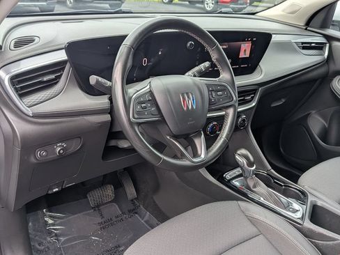 Used 2024 Buick Encore GX Preferred FWD image 9