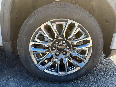 Used 2025 GMC Sierra 1500 Denali Ultimate image 30