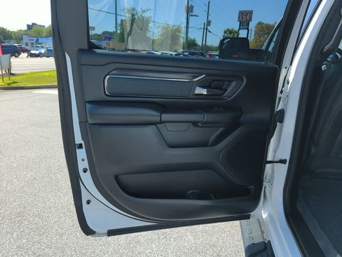 Used 2023 RAM 1500 Big Horn AWD/4WD image 27