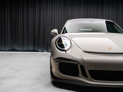 Used 2015 Porsche 911 GT3 image 20