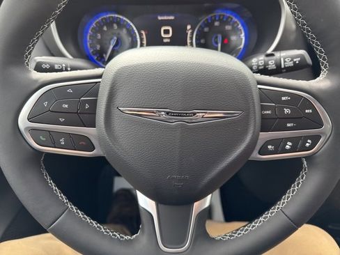 New 2026 Chrysler Voyager LX image 29