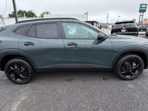New 2026 Chevrolet Trax LT w/ Driver Confidence Package FWD image 7