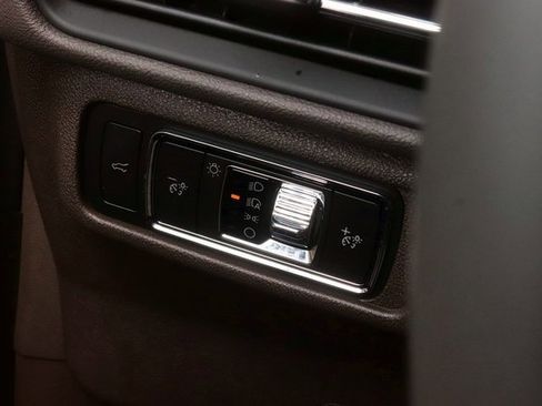 Used 2022 Lincoln Corsair Reserve w/ Sport Package image 25