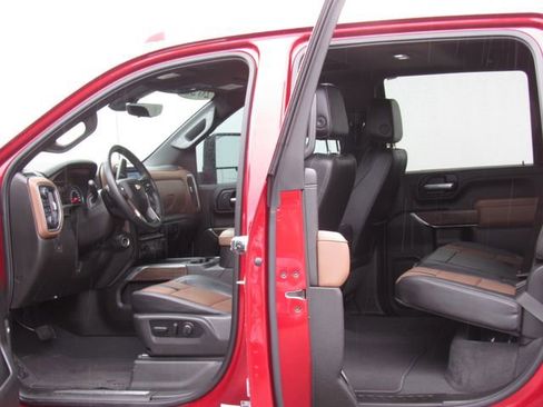 Used 2023 Chevrolet Silverado 3500 High Country image 19