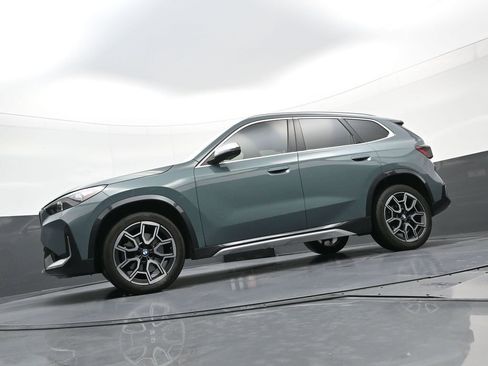 Used 2024 BMW X1 xDrive28i w/ Technology Package image 24