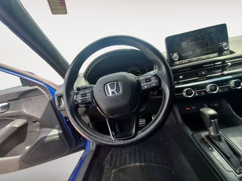 Used 2022 Honda Civic Sport image 12