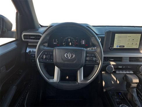 Used 2025 Toyota 4Runner SR5 image 12