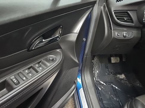 Used 2019 Buick Encore Preferred AWD/4WD image 30