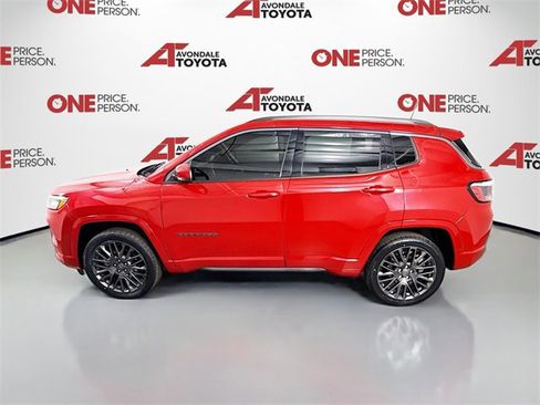 Used 2022 Jeep Compass Limited image 4