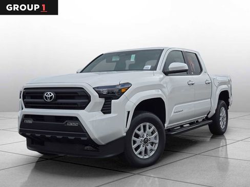 Used 2024 Toyota Tacoma SR5 image 1