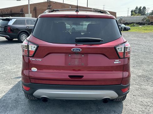 Used 2017 Ford Escape SE w/ Equipment Group 201A AWD/4WD image 7