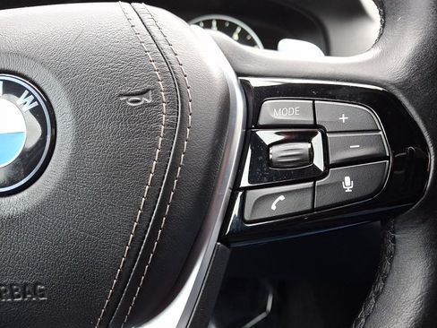 Used 2019 BMW 530i xDrive w/ Convenience Package image 22