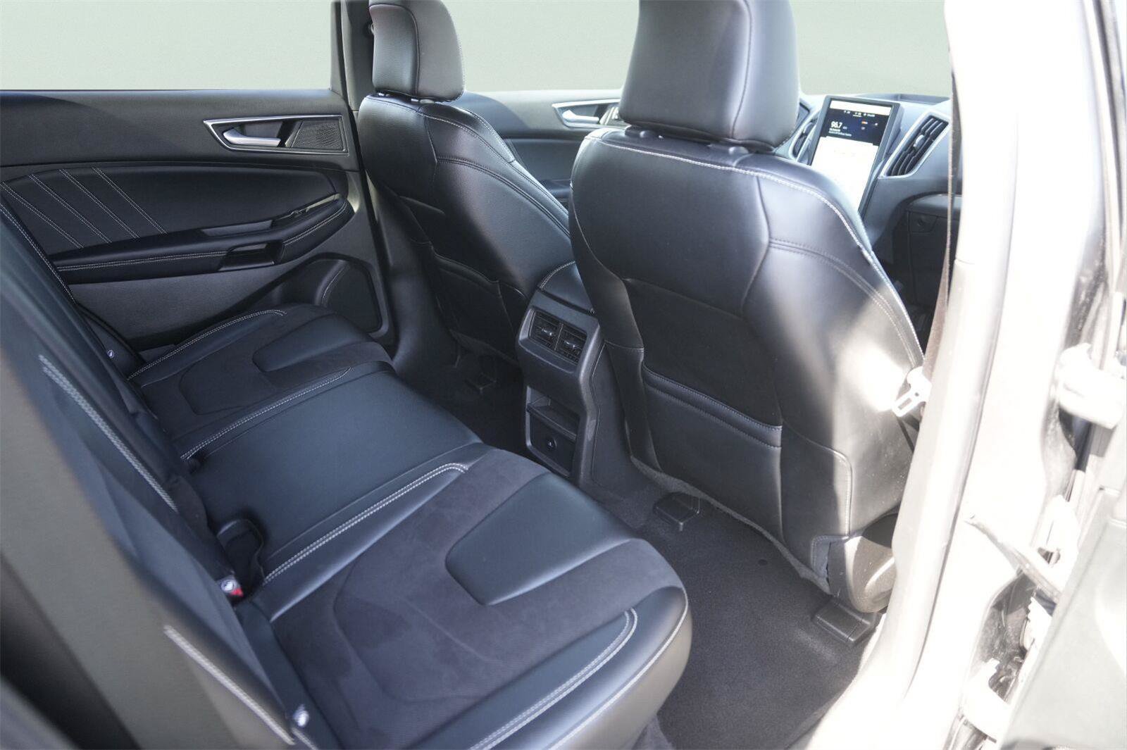 Used 2023 Ford Edge ST AWD/4WD image 14
