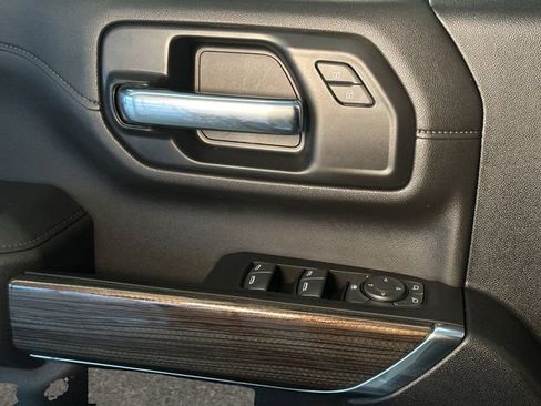 Used 2022 Chevrolet Silverado 3500 LT image 15