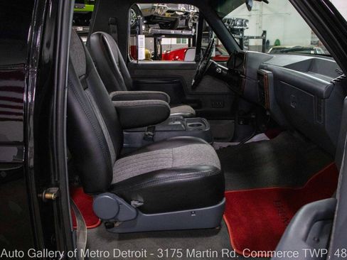 Used 1989 Ford Bronco AWD/4WD image 40