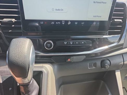 Used 2023 Ford Transit 350 XLT RWD image 13