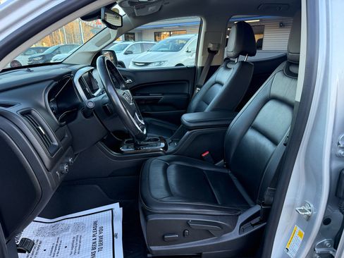 Used 2019 GMC Canyon SLT w/ Driver Alert Package image 10