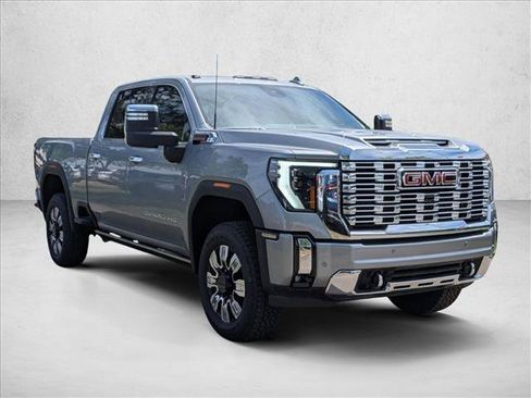 New 2026 GMC Sierra 2500 Denali w/ Denali Reserve Package AWD/4WD image 7